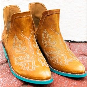 Southern Fried Chics leather cowgirl boots